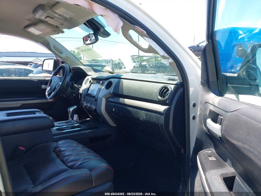 2018 Toyota Tundra VIN 5TFDY5F18JX704074 IAAI salvage auction — LEFT SIDE, Salvage (Ohio), sold $12,100 on 2026-07-21 (photo 5)
