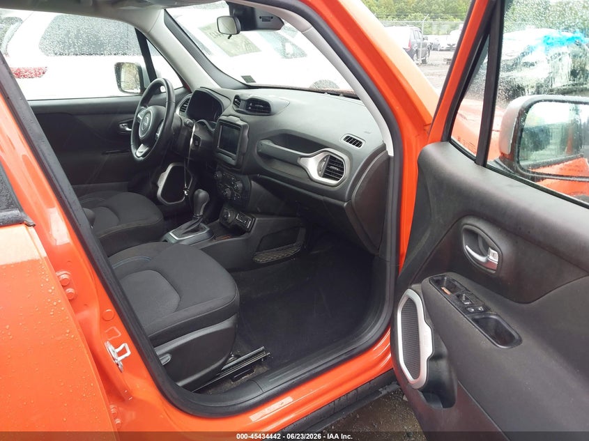 2021 Jeep Renegade VIN ZACNJDBB7MPM78356 IAAI salvage auction — FRONT END, Salvage (Virginia), sold $4,150 on 2026-08-03 (photo 5)
