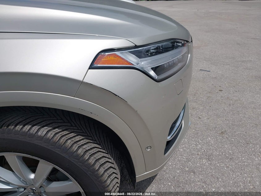 2016 Volvo Xc90 VIN YV4A22PK5G1031070 IAAI salvage auction — NORMAL WEAR, Clear (Kansas), sold $6,850 on 2026-07-15 (photo 6)