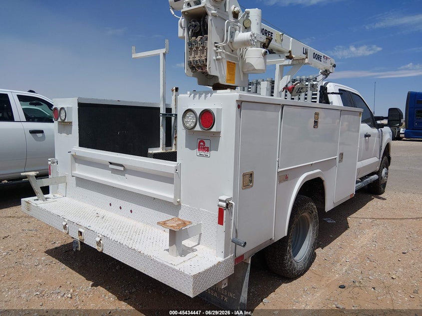 2024 Ford F-350 VIN 1FD8X3HN6REE69055 IAAI salvage auction — TRANSMISSION, Enterprise Vehicles Clear Only (New Mexico), sold $75 on 2026-07-29 (photo 4)