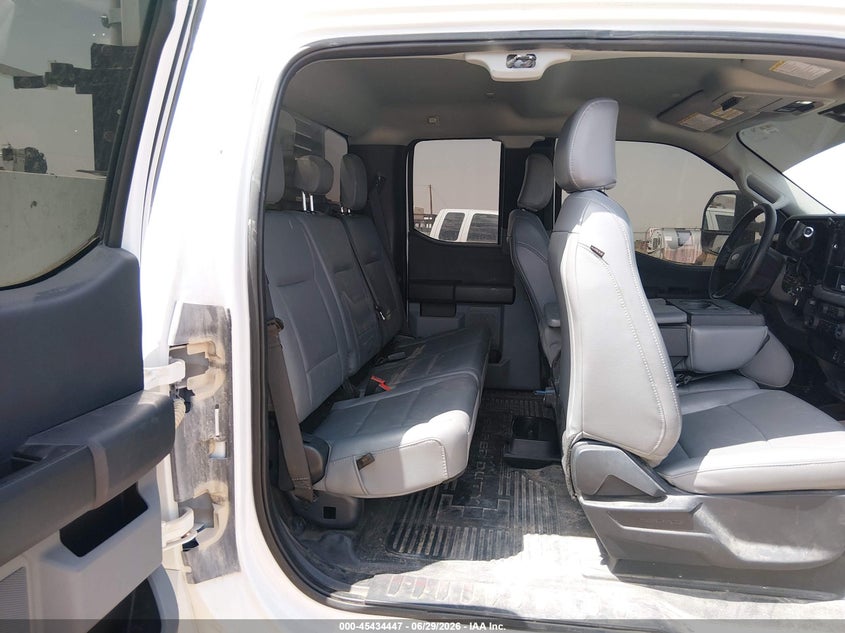 2024 Ford F-350 VIN 1FD8X3HN6REE69055 IAAI salvage auction — TRANSMISSION, Enterprise Vehicles Clear Only (New Mexico), sold $75 on 2026-07-29 (photo 8)