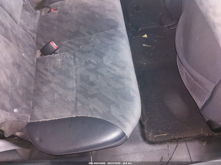2004 Honda Cr-v VIN SHSRD78834U211756 IAAI salvage auction — UNKNOWN, Clear (Tennessee), sold $750 on 2026-07-27 (photo 8)
