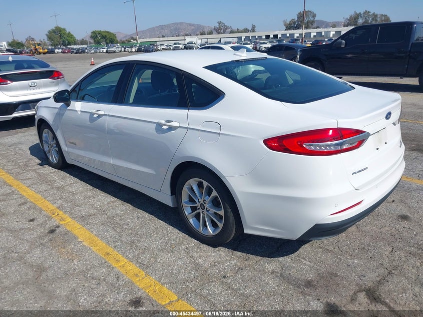 2019 Ford Fusion VIN 3FA6P0LU3KR258252 IAAI salvage auction — NORMAL WEAR, Sf97 (California), sold $9,900 on 2026-07-28 (photo 3)