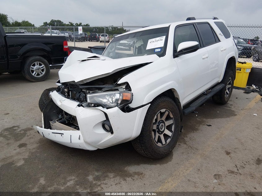 2018 Toyota 4runner VIN JTEBU5JR7J5544616 IAAI salvage auction — FRONT END, Salvage (Texas), sold $6,500 on 2026-07-23 (photo 2)