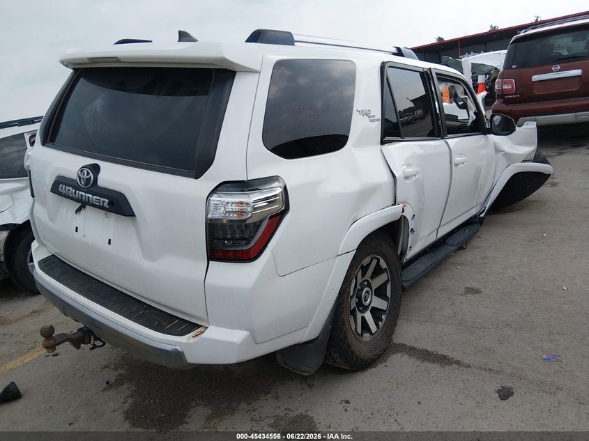 2018 Toyota 4runner VIN JTEBU5JR7J5544616 IAAI salvage auction — FRONT END, Salvage (Texas), sold $6,500 on 2026-07-23 (photo 4)