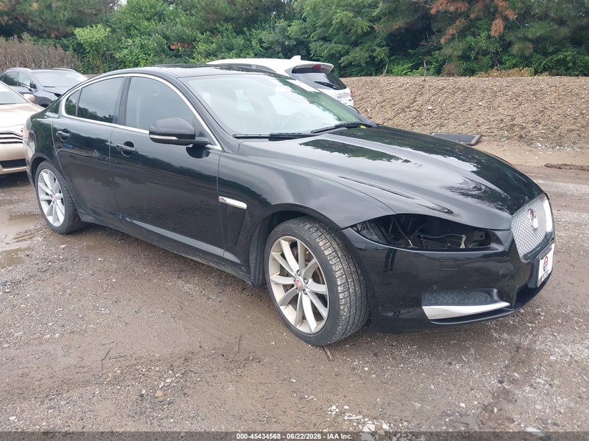 2015 Jaguar Xf VIN SAJWJ0FF6F8U73349 IAAI salvage auction — LEFT FRONT, Clear (Indiana), sold $2,650 on 2026-07-22 (photo 1)