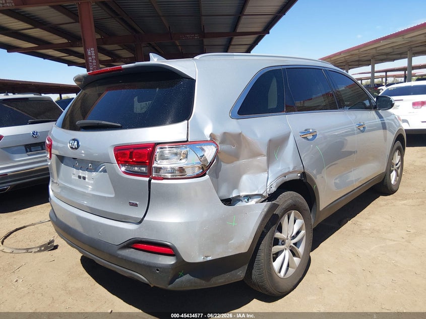 2018 Kia Sorento VIN 5XYPG4A35JG416146 IAAI salvage auction — REAR END, Salvage Title, sold $2,850 on 2026-07-17 (photo 4)