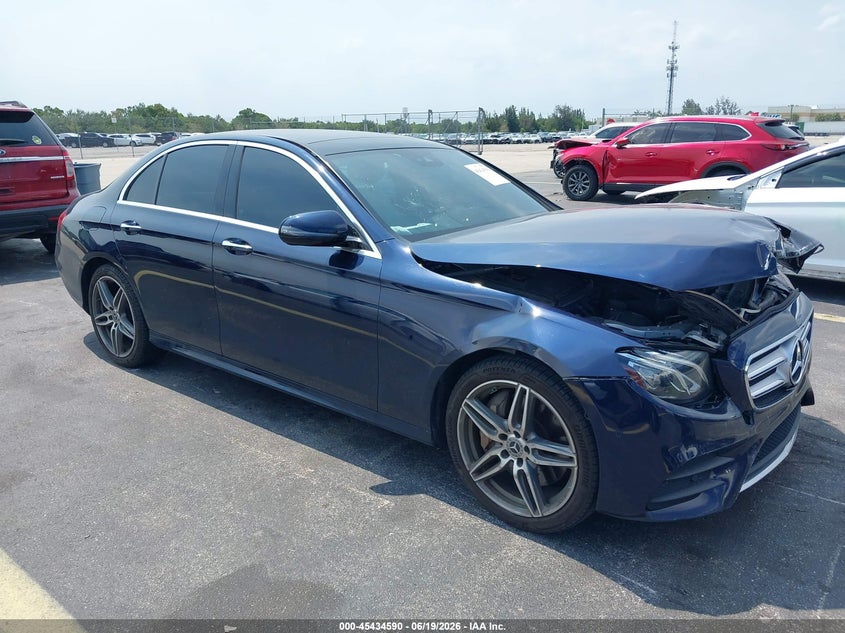 2018 Mercedes-benz E-klasse VIN WDDZF4JB4JA463936 — IAAI salvage auction photo
