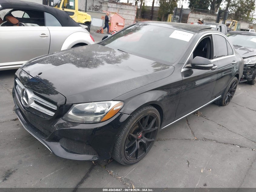2016 Mercedes-benz C-klasse VIN 55SWF4JB1GU148670 IAAI salvage auction — RIGHT SIDE, Salvage Title, sold $2,200 on 2026-07-29 (photo 2)