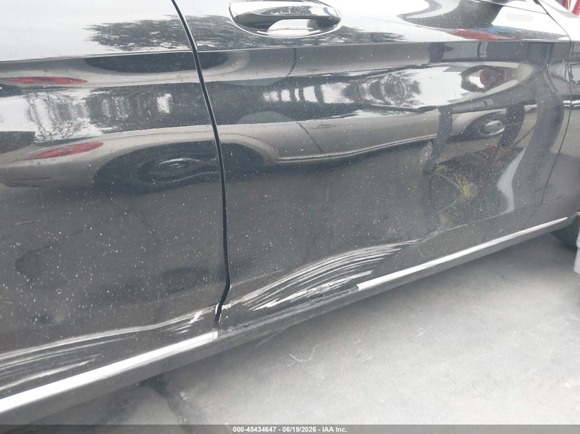 2016 Mercedes-benz C-klasse VIN 55SWF4JB1GU148670 IAAI salvage auction — RIGHT SIDE, Salvage Title, sold $2,200 on 2026-07-29 (photo 6)