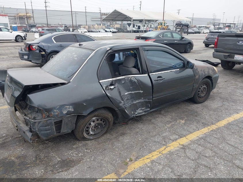 2004 Mitsubishi Lancer VIN JA3AJ26E24U015757 IAAI salvage auction — SIDE, Salvage (California), sold $250 on 2026-07-14 (photo 4)