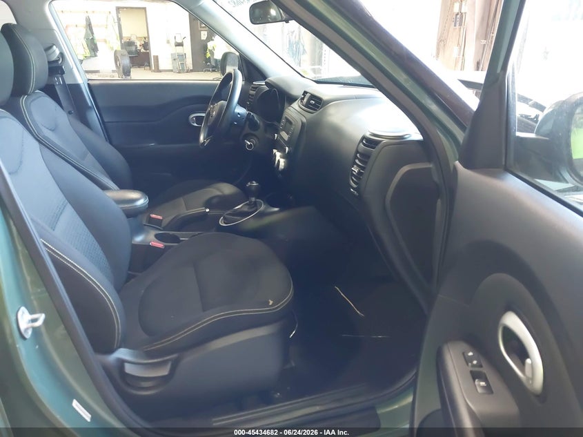 2014 Kia Soul VIN KNDJP3A54E7012677 IAAI salvage auction — FRONT & REAR, Salvage Title, sold $500 on 2026-07-15 (photo 5)