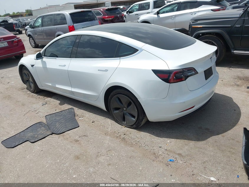 2020 Tesla Model 3 VIN 5YJ3E1EA7LF800676 IAAI salvage auction — SIDE, Salvage Title, sold $4,850 on 2026-08-02 (photo 3)