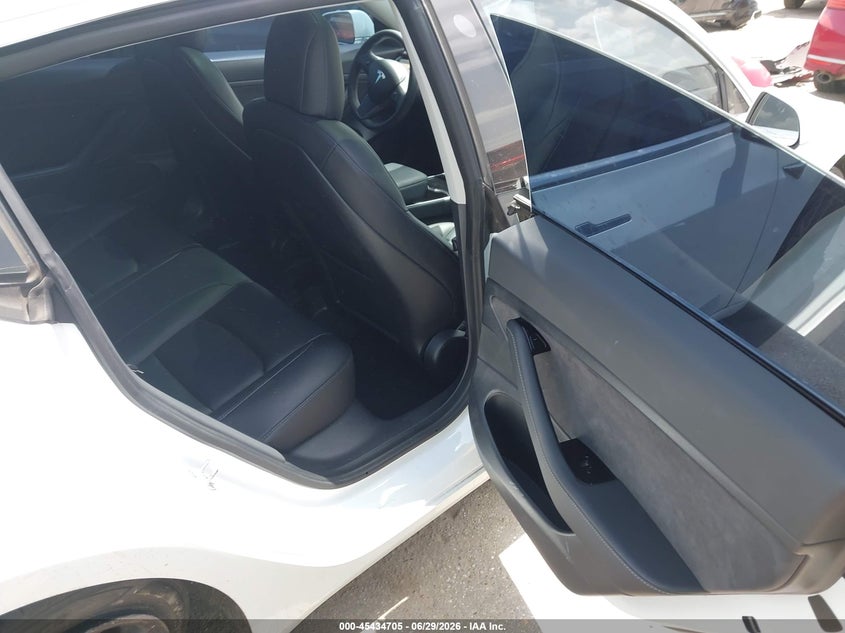 2020 Tesla Model 3 VIN 5YJ3E1EA7LF800676 IAAI salvage auction — SIDE, Salvage Title, sold $4,850 on 2026-08-02 (photo 8)