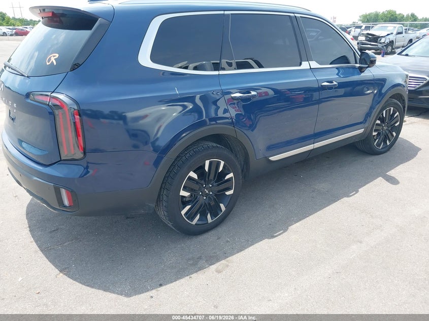 2023 Kia Telluride VIN 5XYP54GC6PG362605 IAAI salvage auction — SIDE, Salvage (Tennessee), sold $7,900 on 2026-07-28 (photo 4)