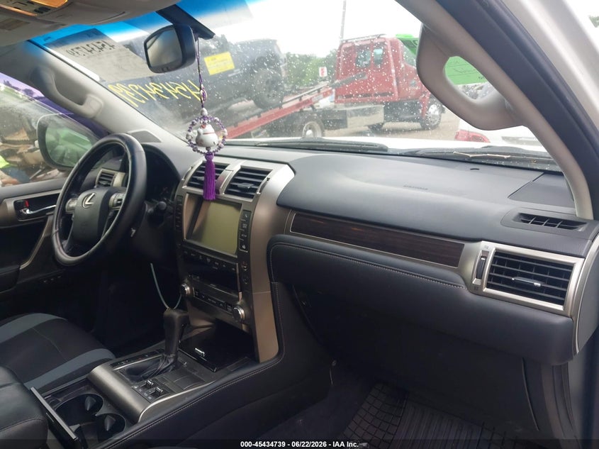 2014 Lexus VIN JTJBM7FX8E5080729 IAAI salvage auction — FRONT END, Mv-907A (New York), sold $13,100 on 2026-07-07 (photo 5)