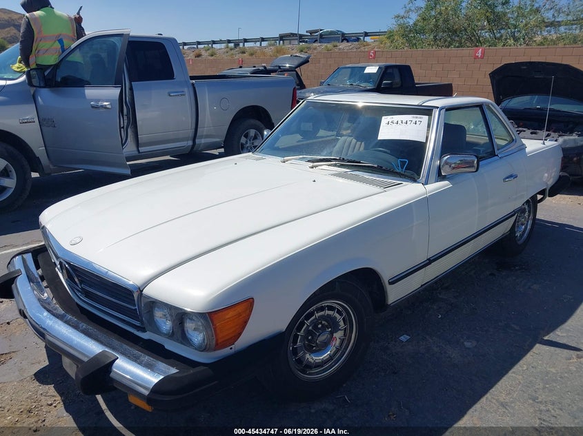 1983 Mercedes-benz 380 VIN WDBBA45A9DB024109 IAAI salvage auction — NORMAL WEAR, Clear - Dealer Only (California), sold $2,950 on 2026-07-22 (photo 2)
