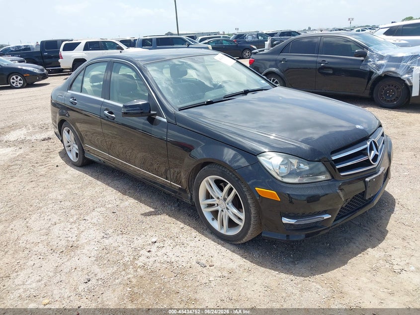 2014 Mercedes-benz C class VIN WDDGF4HB1ER315053 IAAI salvage auction — NORMAL WEAR, Original (Texas), sold $500 on 2026-07-22 (photo 1)