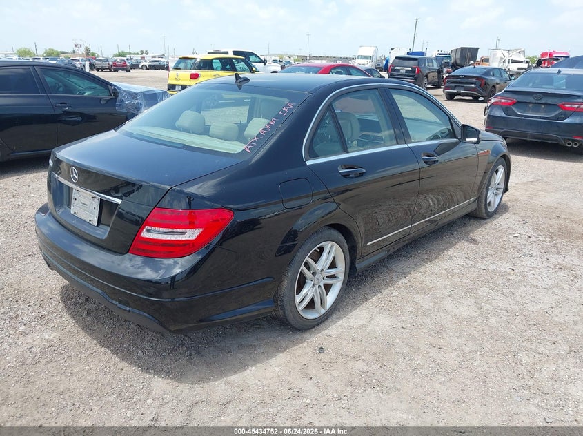 2014 Mercedes-benz C class VIN WDDGF4HB1ER315053 IAAI salvage auction — NORMAL WEAR, Original (Texas), sold $500 on 2026-07-22 (photo 4)