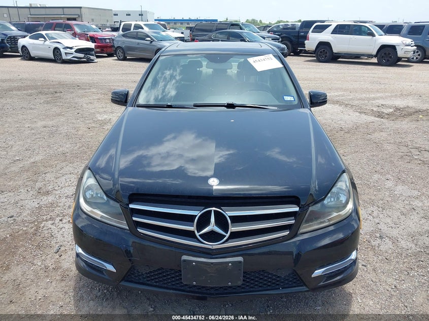 2014 Mercedes-benz C class VIN WDDGF4HB1ER315053 IAAI salvage auction — NORMAL WEAR, Original (Texas), sold $500 on 2026-07-22 (photo 6)