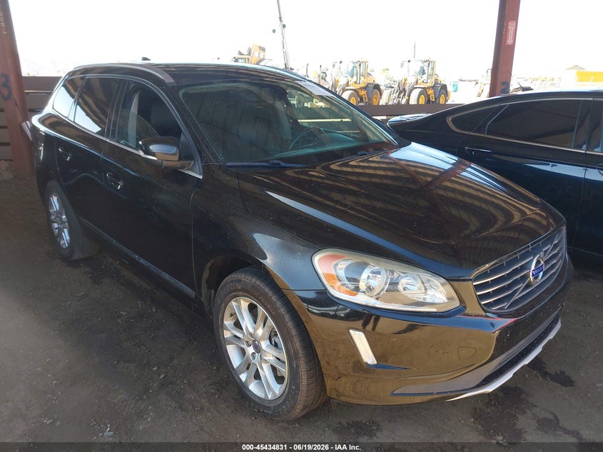 2015 Volvo Xc60 VIN YV440MDKXF2698485 IAAI salvage auction — UNKNOWN, Salvage Title, sold $1,000 on 2026-08-03 (photo 1)