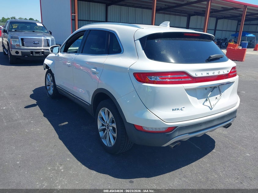 2019 Lincoln Mkc VIN 5LMCJ2D94KUL44403 IAAI salvage auction — LEFT FRONT, Salvage (Illinois), sold $2,200 on 2026-08-01 (photo 3)