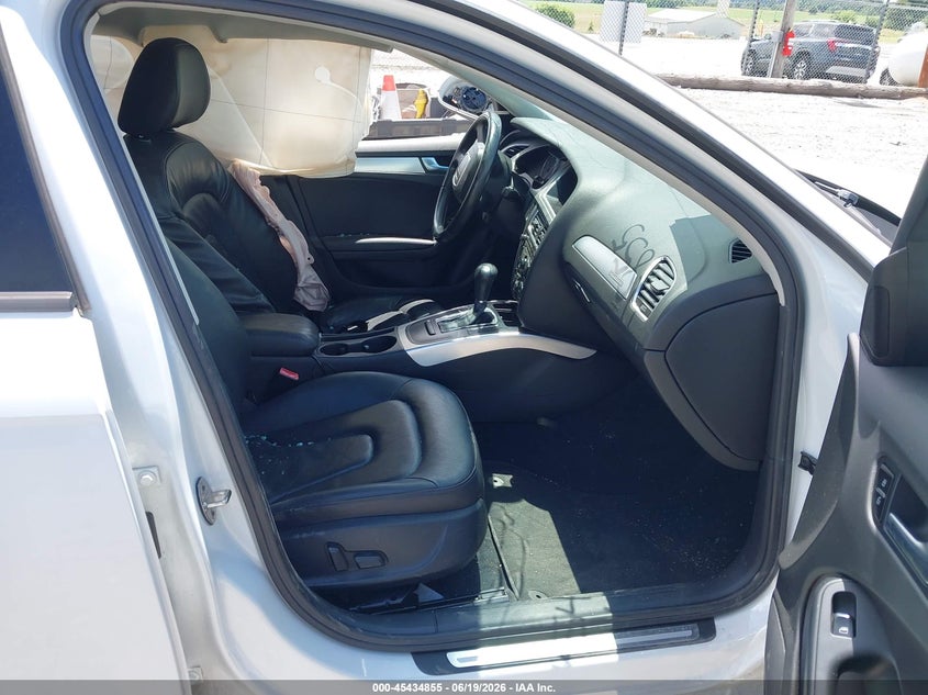 2012 Audi A4 VIN WAUBFAFL4CN019153 IAAI salvage auction — LEFT SIDE, Salvage Title, sold $550 on 2026-07-15 (photo 5)