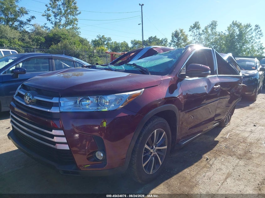 2017 Toyota Highlander VIN 5TDJZRFH7HS361973 IAAI salvage auction — ROOF, Salvage (Ohio), sold $3,250 on 2026-07-21 (photo 2)