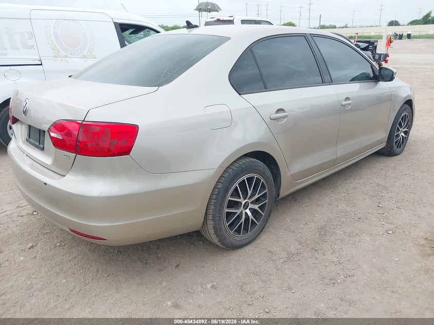 2014 Volkswagen Jetta VIN 3VWD07AJ4EM225718 IAAI salvage auction — NORMAL WEAR, Original (Texas), sold $1,750 on 2026-07-13 (photo 4)