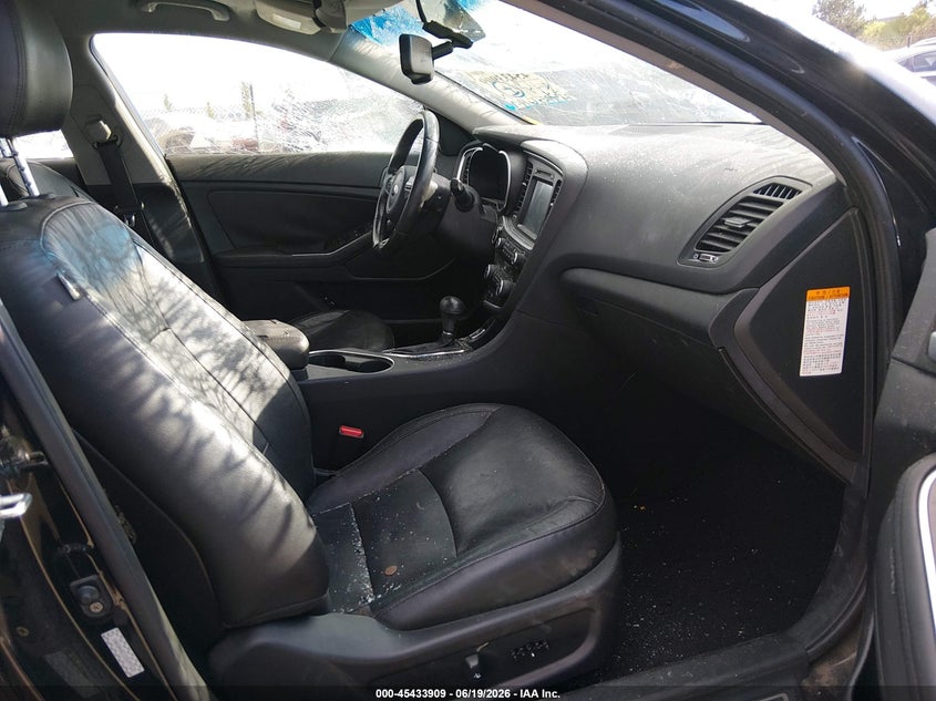 2016 Kia Optima VIN KNAGN4AD1G5099320 IAAI salvage auction — ROLLOVER, Salvage (California), sold $750 on 2026-07-20 (photo 5)