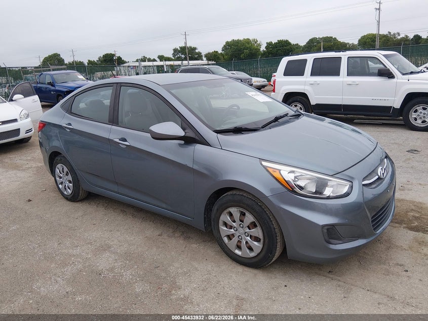 2017 Hyundai Accent VIN KMHCT4AE7HU381318 IAAI salvage auction — UNKNOWN, Salvage (Kansas), sold $25 on 2026-07-24 (photo 1)