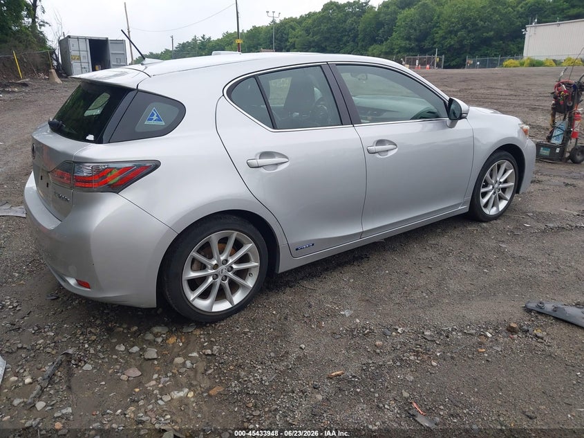 2011 Lexus Ct VIN JTHKD5BH0B2005444 IAAI salvage auction — WATER/FLOOD, Clear (Massachusetts), sold $2,350 on 2026-07-19 (photo 4)