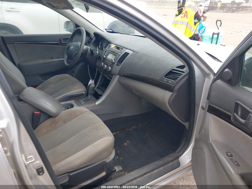 2009 Hyundai Sonata VIN 5NPET46CX9H433640 IAAI salvage auction — REAR END, Salvage (Texas), sold $400 on 2026-07-21 (photo 5)
