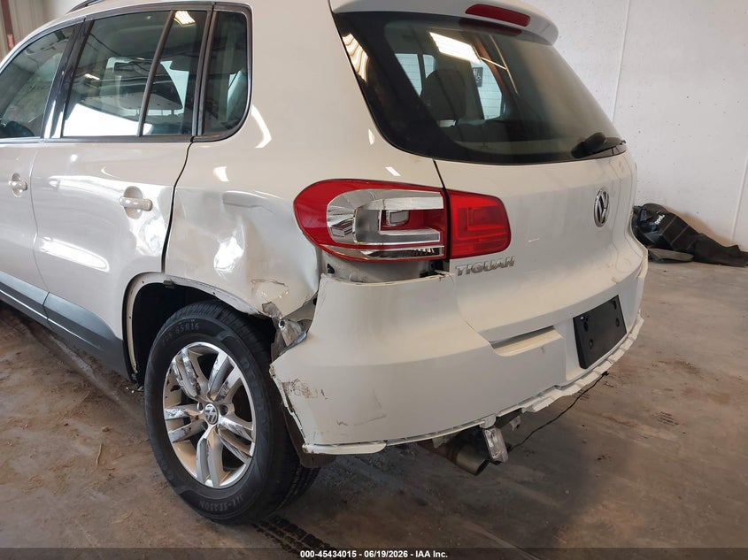 2015 Volkswagen Tiguan VIN WVGAV7AX9FW604299 IAAI salvage auction — REAR END, Clear (Michigan), sold $625 on 2026-07-28 (photo 6)