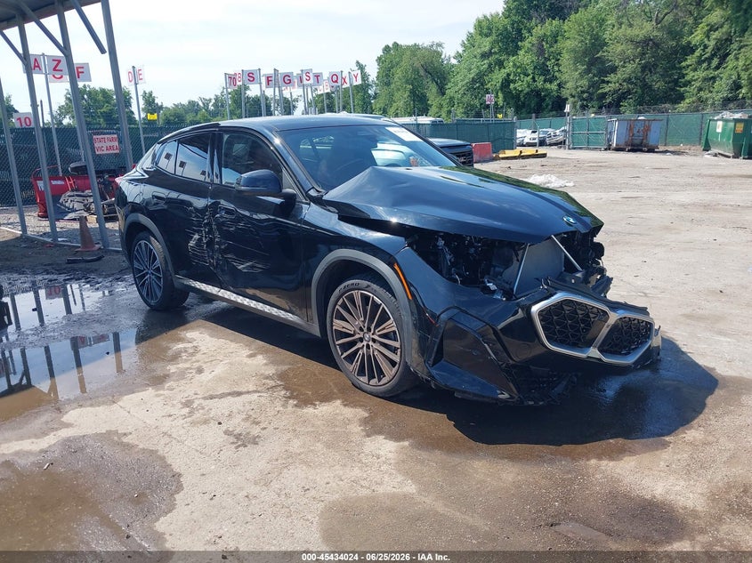 2026 BMW X2 VIN WBX63GM02T5436024 — IAAI salvage auction photo