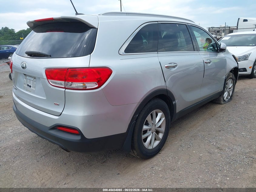 2017 Kia Sorento VIN 5XYPGDA34HG269201 IAAI salvage auction — RIGHT FRONT, Salvage (Pennsylvania), sold $3,250 on 2026-07-15 (photo 4)