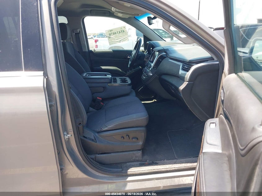 2019 Chevrolet Suburban VIN 1GNSKGEC3KR341316 IAAI salvage auction — FRONT END, Sf97 (Nevada), sold $20,300 on 2026-07-28 (photo 5)