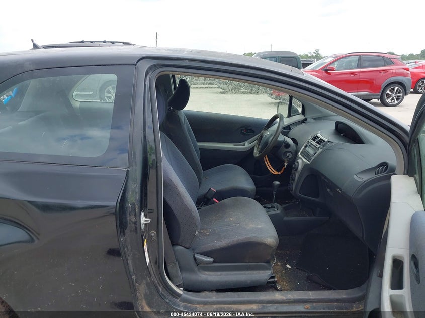 2010 Toyota Yaris VIN JTDJT4K30A5297107 IAAI salvage auction — NORMAL WEAR, Salvage (Texas), sold $25 on 2026-07-24 (photo 5)