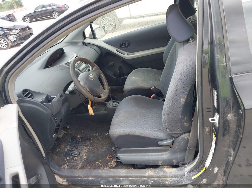 2010 Toyota Yaris VIN JTDJT4K30A5297107 IAAI salvage auction — NORMAL WEAR, Salvage (Texas), sold $25 on 2026-07-24 (photo 8)