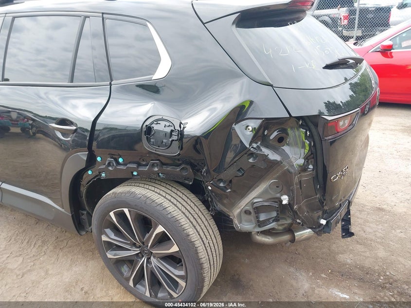 2026 Mazda Cx-50 VIN 7MMVABEY8TN454212 IAAI salvage auction — REAR END, Salvage - Greater Than 75% (Maryland), sold $11,600 on 2026-08-01 (photo 6)