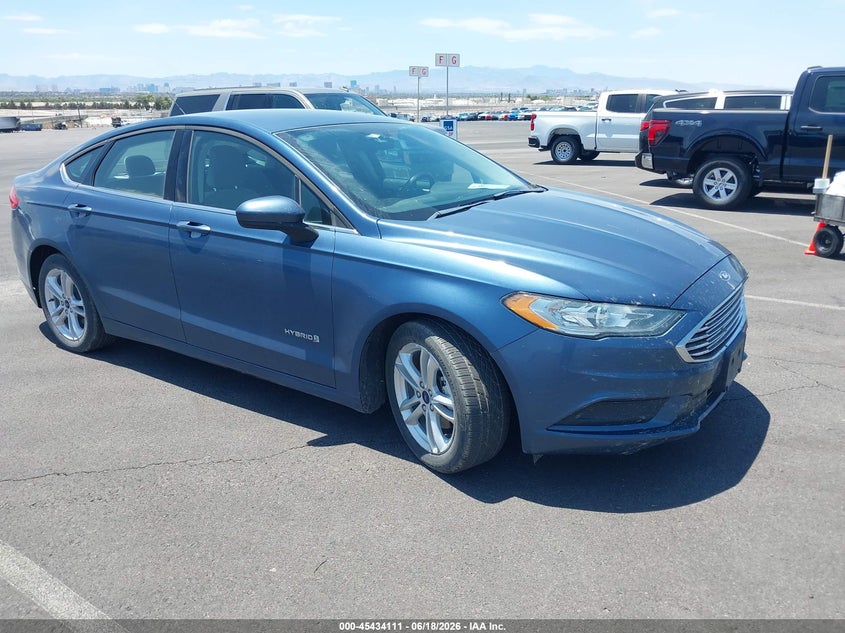 2018 Ford Fusion VIN 3FA6P0UU2JR235770 — IAAI salvage auction photo