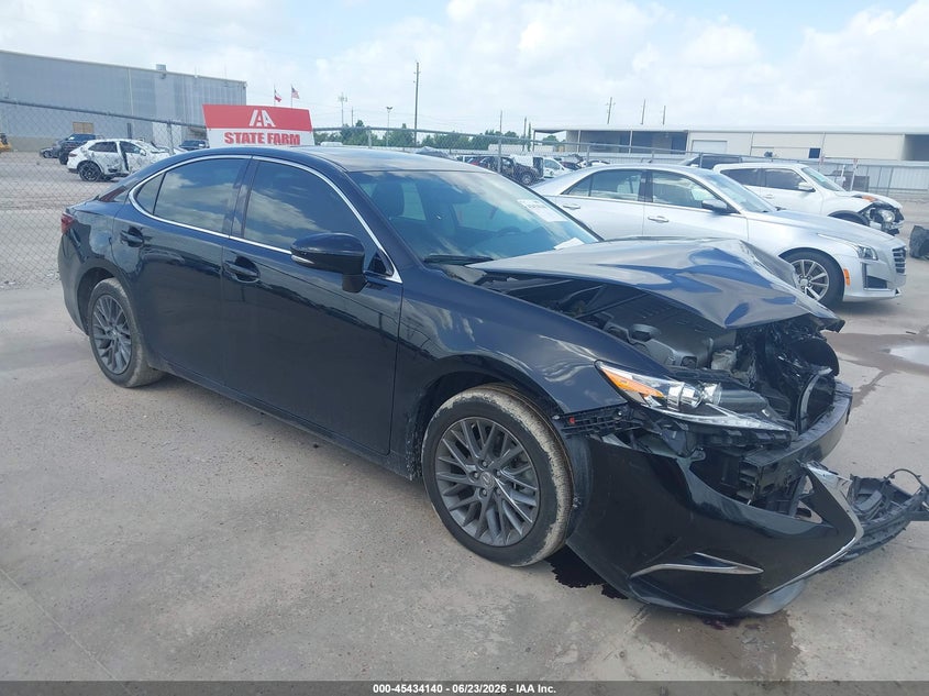 2018 Lexus ES VIN 58ABK1GG3JU089041 IAAI salvage auction — FRONT END, Original (Texas), sold $6,475 on 2026-09-03 (photo 1)
