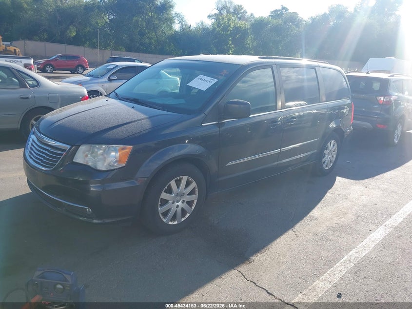 2013 Chrysler Town & country VIN 2C4RC1BG4DR743173 IAAI salvage auction — NORMAL WEAR, Clear (Utah), sold $300 on 2026-07-09 (photo 2)