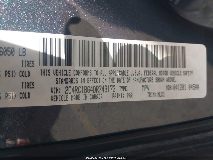 2013 Chrysler Town & country VIN 2C4RC1BG4DR743173 IAAI salvage auction — NORMAL WEAR, Clear (Utah), sold $300 on 2026-07-09 (photo 9)