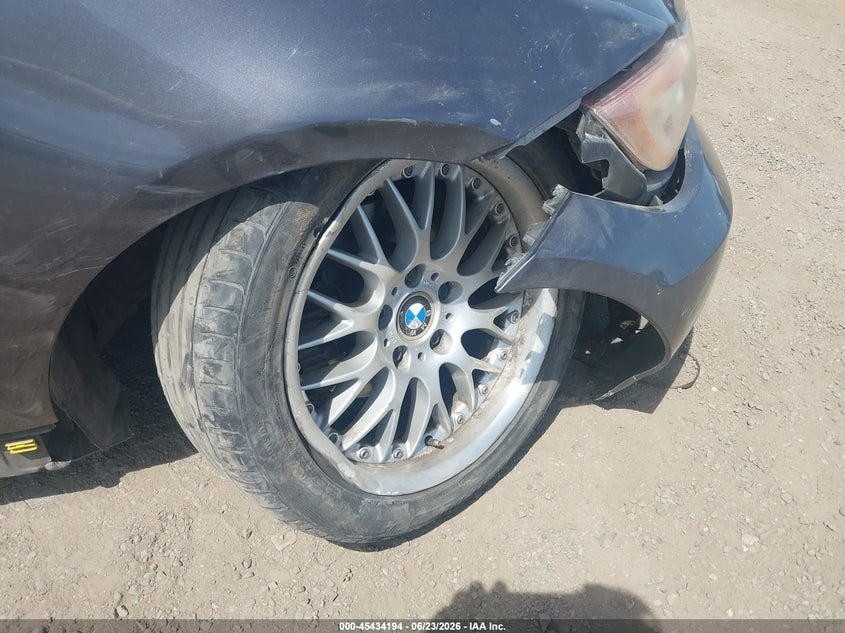 2007 BMW 3 series VIN WBAVA33557KX75790 IAAI salvage auction — RIGHT FRONT, Bill Of Sale (Washington), sold $275 on 2026-07-14 (photo 6)