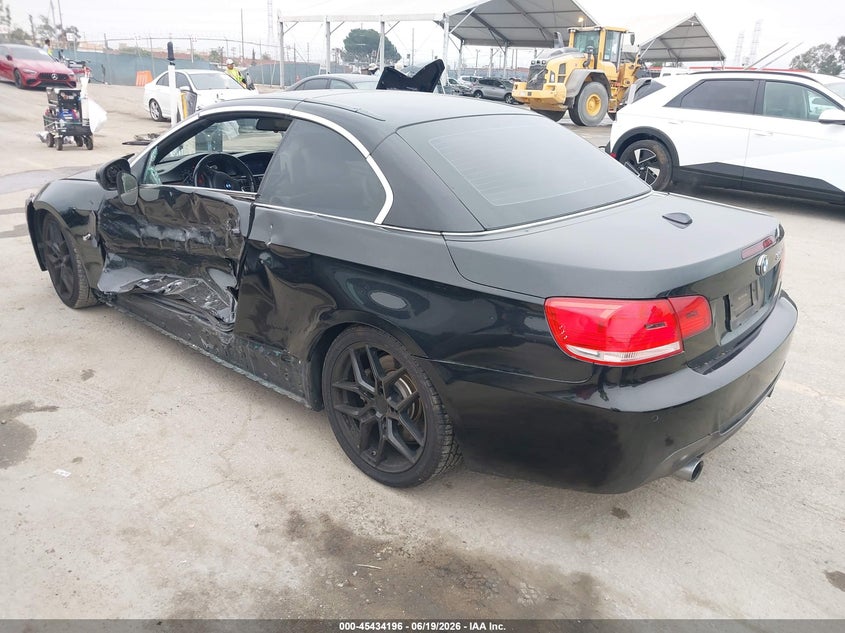 2010 BMW 3 series VIN WBAWL7C52AP474295 IAAI salvage auction — SIDE, Salvage (California), sold $900 on 2026-07-29 (photo 3)