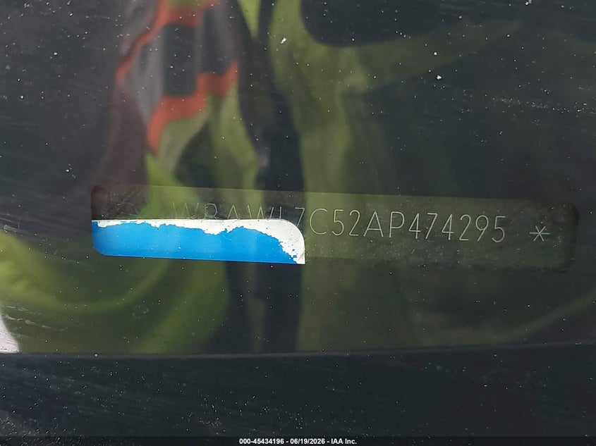 2010 BMW 3 series VIN WBAWL7C52AP474295 IAAI salvage auction — SIDE, Salvage (California), sold $900 on 2026-07-29 (photo 9)