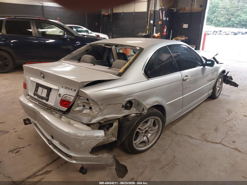 2002 BMW 3er VIN WBABN53442JU39315 IAAI salvage auction — FRONT & REAR, Mv-907A (New York), sold $450 on 2026-08-04 (photo 4)