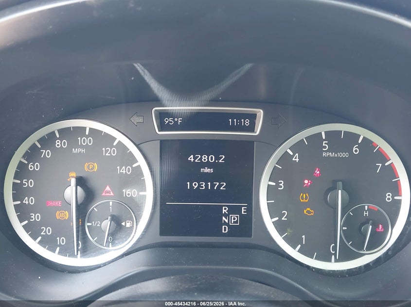 2018 Infiniti Qx30 VIN SJKCH5CP4JA005948 IAAI salvage auction — RIGHT FRONT, Salvage Title, sold $1,500 on 2026-09-19 (photo 7)