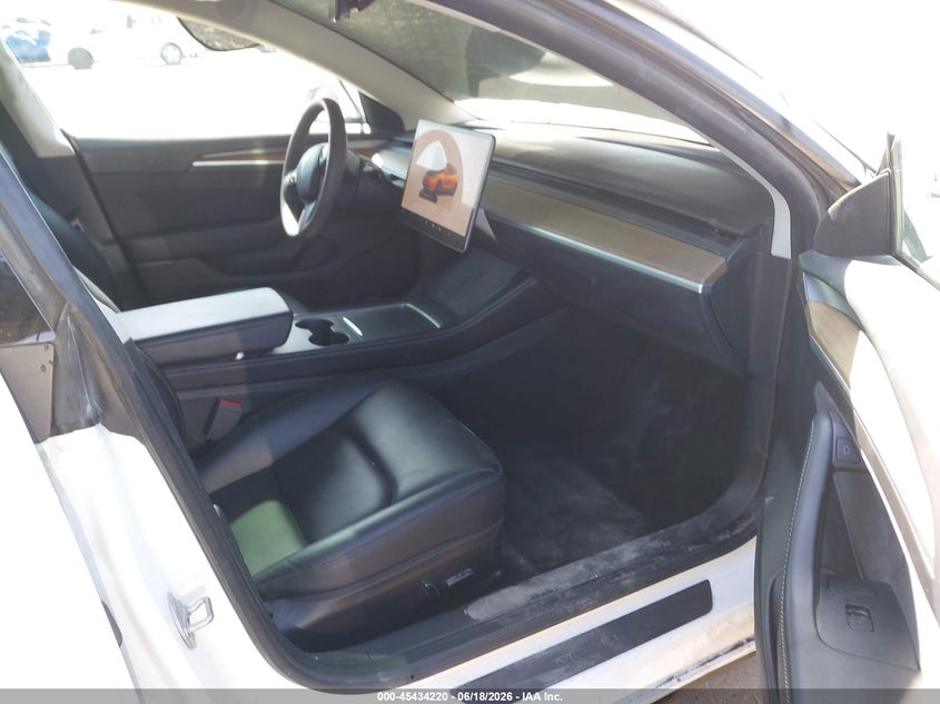 2023 Tesla Model 3 VIN 5YJ3E1EA7PF550703 IAAI salvage auction — FRONT END, Salvage (California), sold $9,500 on 2026-07-29 (photo 5)